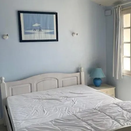 Feriehus Maison Confortable Pour 8 Pers. A Barbatre, Pres De La - Fr-1-823-97