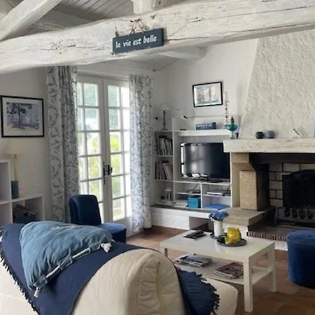 Maison Confortable Pour 8 Pers. A Barbatre, Pres De La - Fr-1-823-97 *